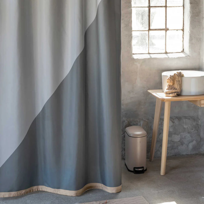 DUET SHOWER CURTAIN, LIGHT GREY