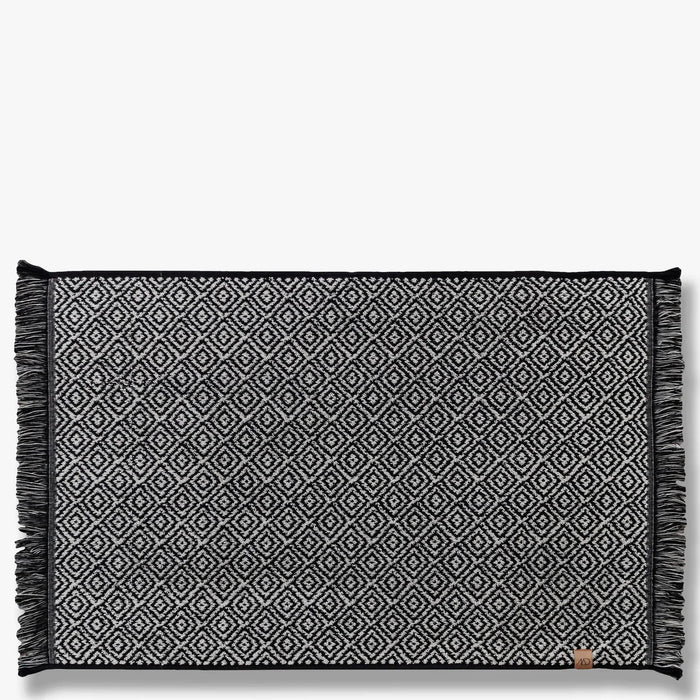 MOROCCO BATH MAT, BLACK/WHITE