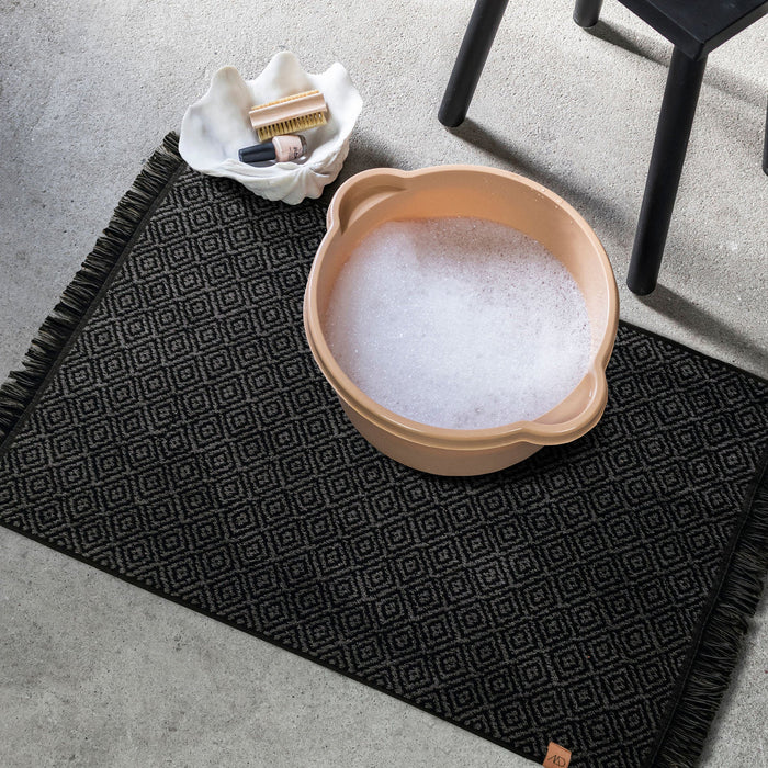 MOROCCO BATH MAT, BLACK/GREY