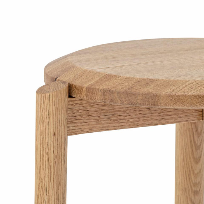 Gil Stool, Nature, Oak