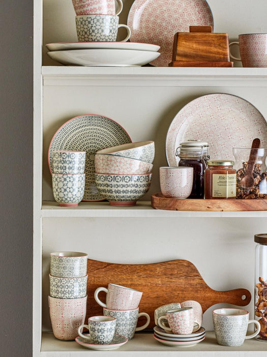 Cécile Plate, Rose, Stoneware